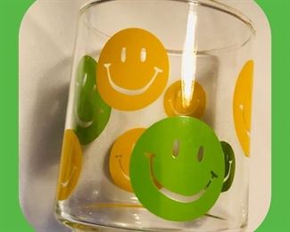 1970s vintage smiley glasses. Vibrant colors/ have not been in the dish washer👍