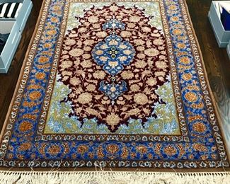 Oh this silk rug almost brings me to tears, it's so perfect.