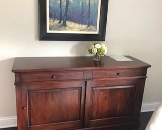 Outstanding Credenza. Perfect for the TV, bedroom, dining room or wherever you want to place it.