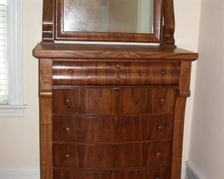 Vintage Dresser w/ mirror