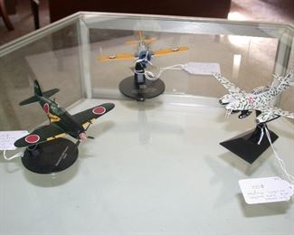 metal model airplanes