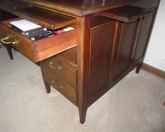 DESK WITH PULL OUT TRAYS