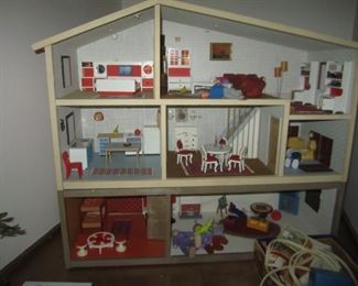 HOUSE AND FURNITURE BY LUNDBY
