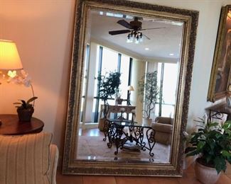 LARGER STANDING MIRROR