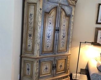 CORNER CABINET IN THE FRENCH PROVINCIAL STYLE PAINT