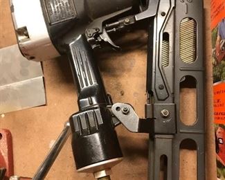 Air Nail Gun