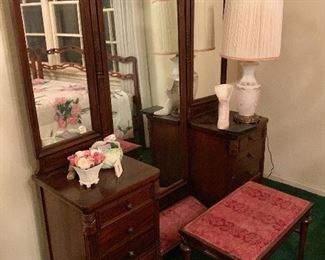 Mirrored Dressing Table