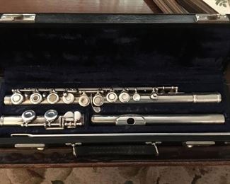 Beautiful Flute --"Sterling Body" plus extra pieces in case.