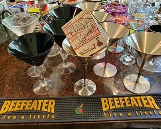 LOTS OF FUN BAR WARE