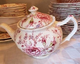 ROSE CHINTZ FROM ENGLAND