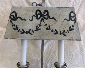 Pair of vintage toile metal lamps