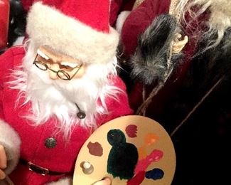 Plenty Of Santa's...All TOO CUTE!...