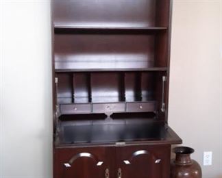Secretary desk/book shelf