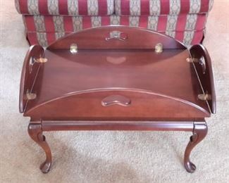 Chippendale Mahogany Butler's Tray Table