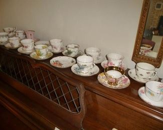 cup and saucer sets