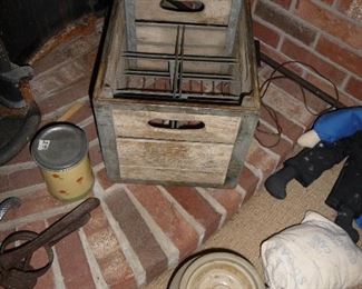 primitives also a lot of utensils