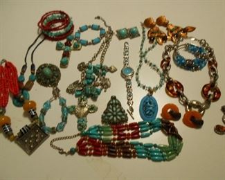 Lots of costume jewelry.. more photos on the way