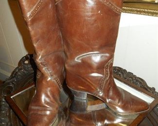 Gucci vintage ladies boots