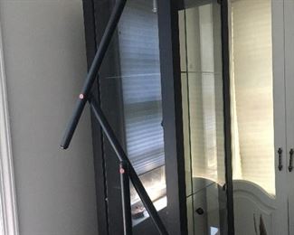 display cabinet