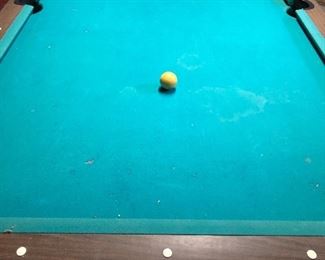 Pool 🎱 table!