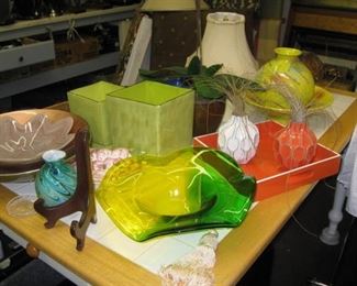 decorative bowls, platters...