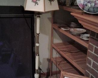 floor lamp