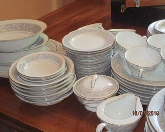 Noritake Naples dinnerware