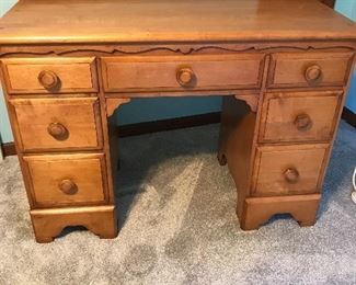 Antique hard rock maple  dressing table 
