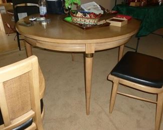 Retro table & 4 chairs (only 2 shown)