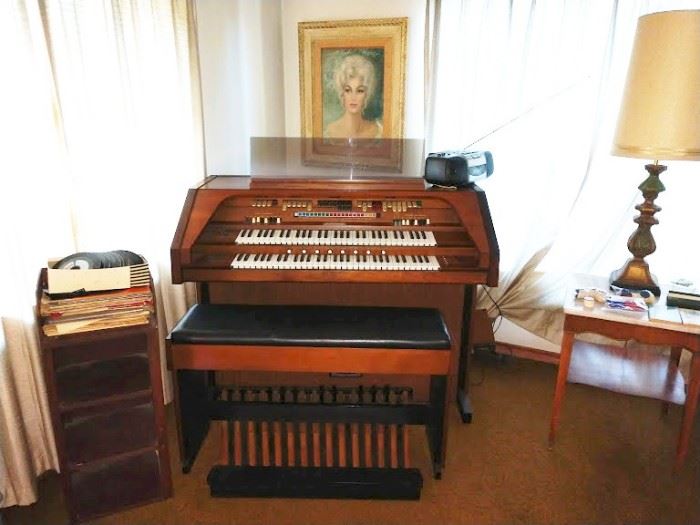 Living Room:  Gulbransen President Organ 