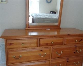 matching dresser w/mirror