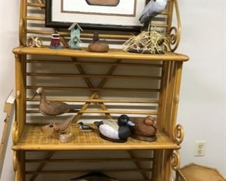 RATTAN SHELF & BIRDS