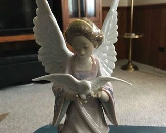 Lladro:  Angel of Peace
