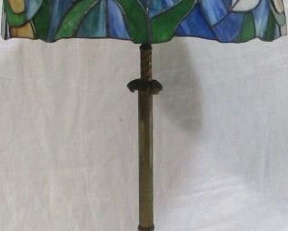 Stained glass lamp