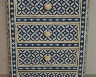 Inlaid Butler 4 drawer lingerie chest