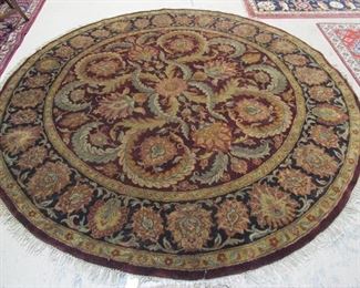 8.2 Round Veggie Dye rug