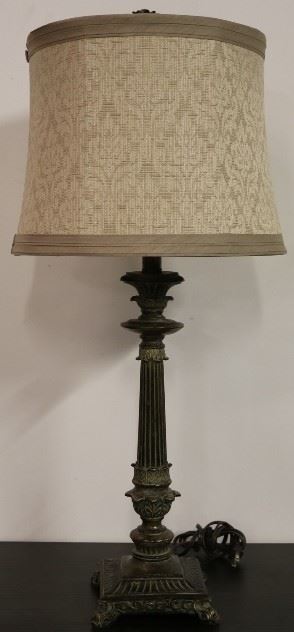 Guildmaster table lamp