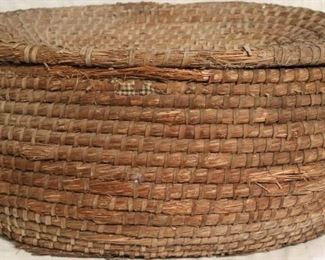 Large snake basket