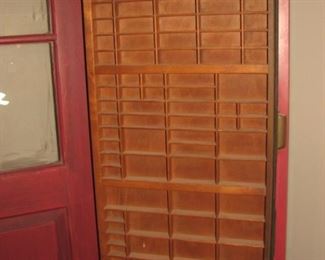 typeset tray