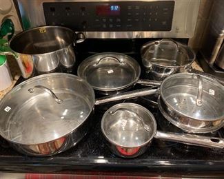 Nice stainless cookware!