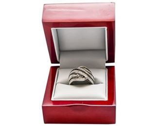 13. Womens Sterling Silver Cocktail Ring wStones