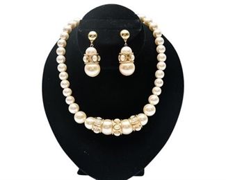 43. Womens Pearl Costume Jewelry Necklace  Earrings
