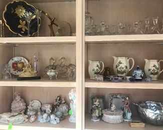 Large Curio Cabinet, Decorations