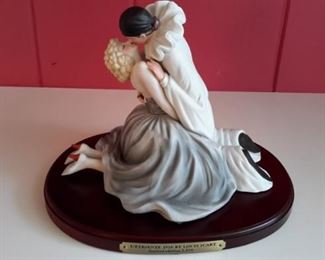 ICART figurine from The Heirloom Tradition, "1926 L'Etriente", with box, on wood base, like new with no chips or cracks.