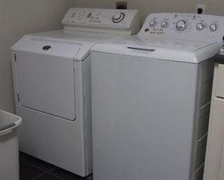 Nice GE washer & dryer