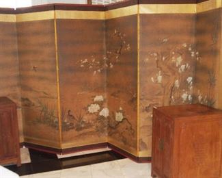 Fine Oriental Screen