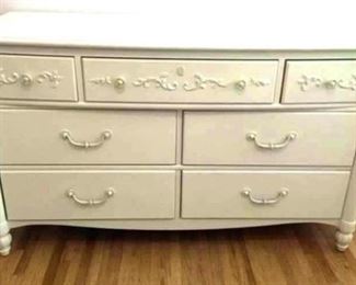 STANLEY FURNITURE DOUBLE DRESSER ISABELLA COLLECTION 