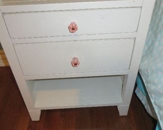 White Cottage 2 Drawer Nightstand
Pottery Barn

