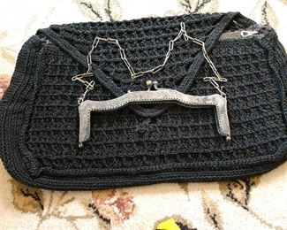 VINTAGE CROCHET HANDBAG