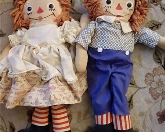 VINTAGE RAGGEDY ANN & ANDY DOLLS